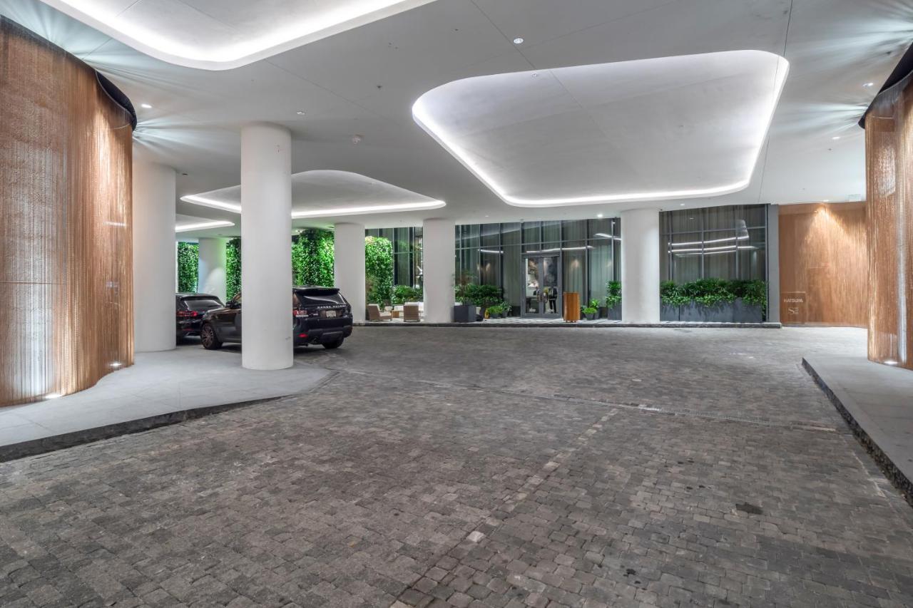 212 Located At Sls Lux Brickell, Managed And Operated By And The Beaches Apartahotel Miami